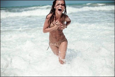 Пляжные фотографии голых девушек